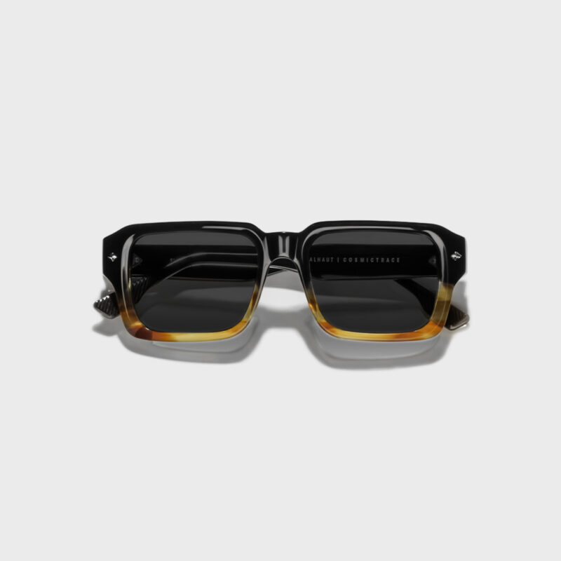 fold front angle black textured 2