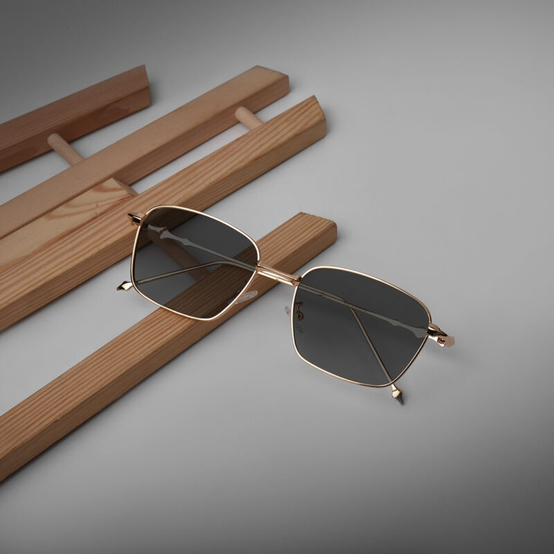 gold black lens creative copy